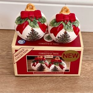Vintage Spode Christmas Tree Balls‎ Ribbons Salt and Pepper Shakers Set 3” NIB